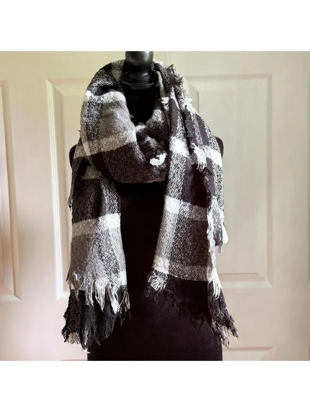 Women's Scarf | Ardene | Black Plaid